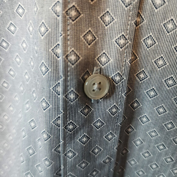 Apt. 9 Men's Dress Shirt - Picture 8 of 10